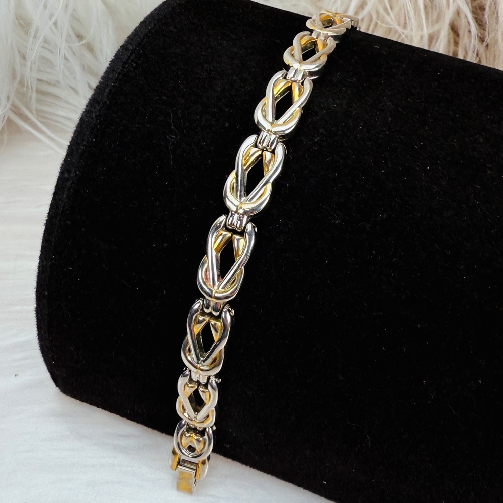 Vintage goldtone and silvertone chain link, bracelet